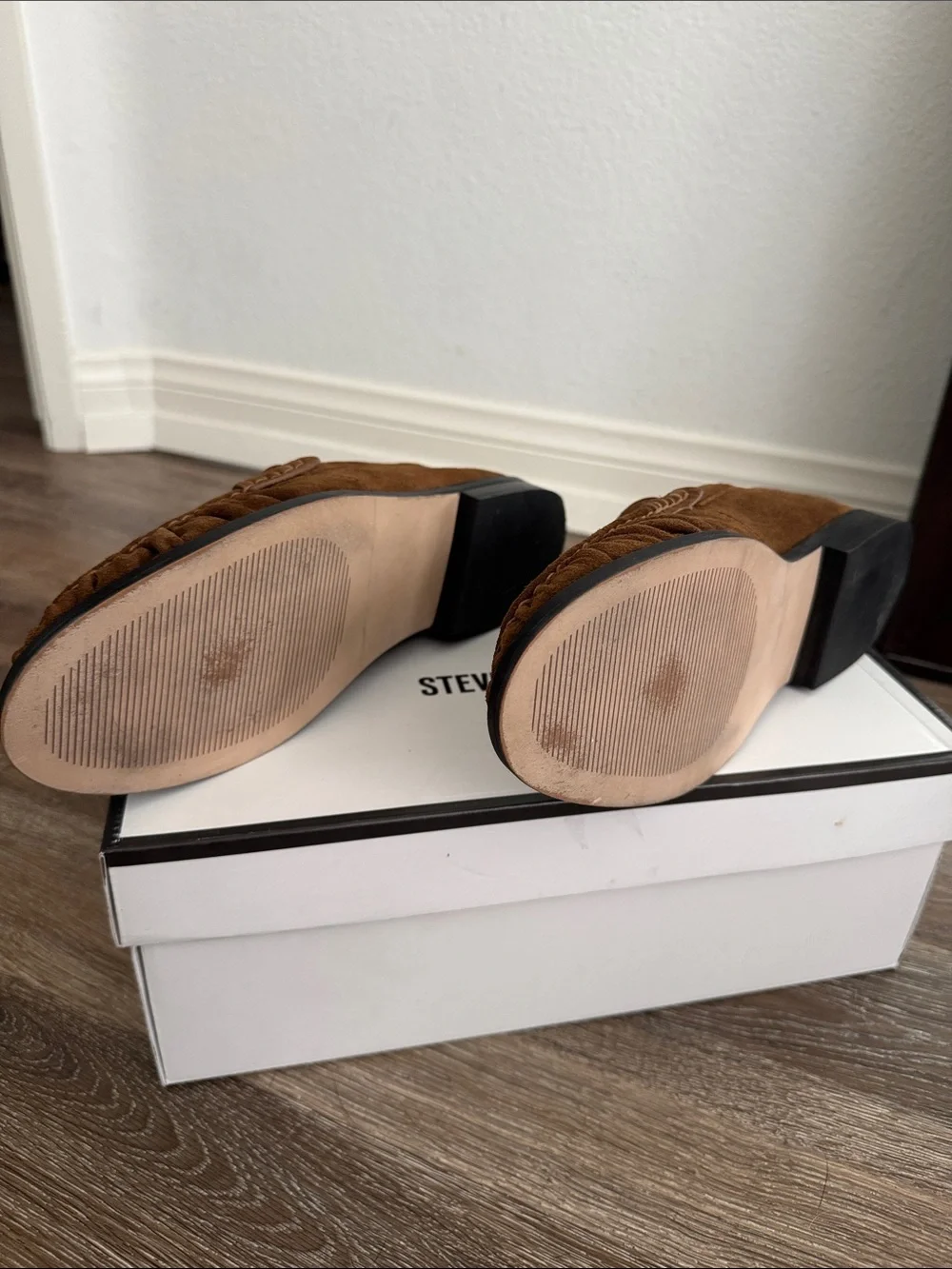 Steve Madden Men’s Chestnut Suede Penny Loafers